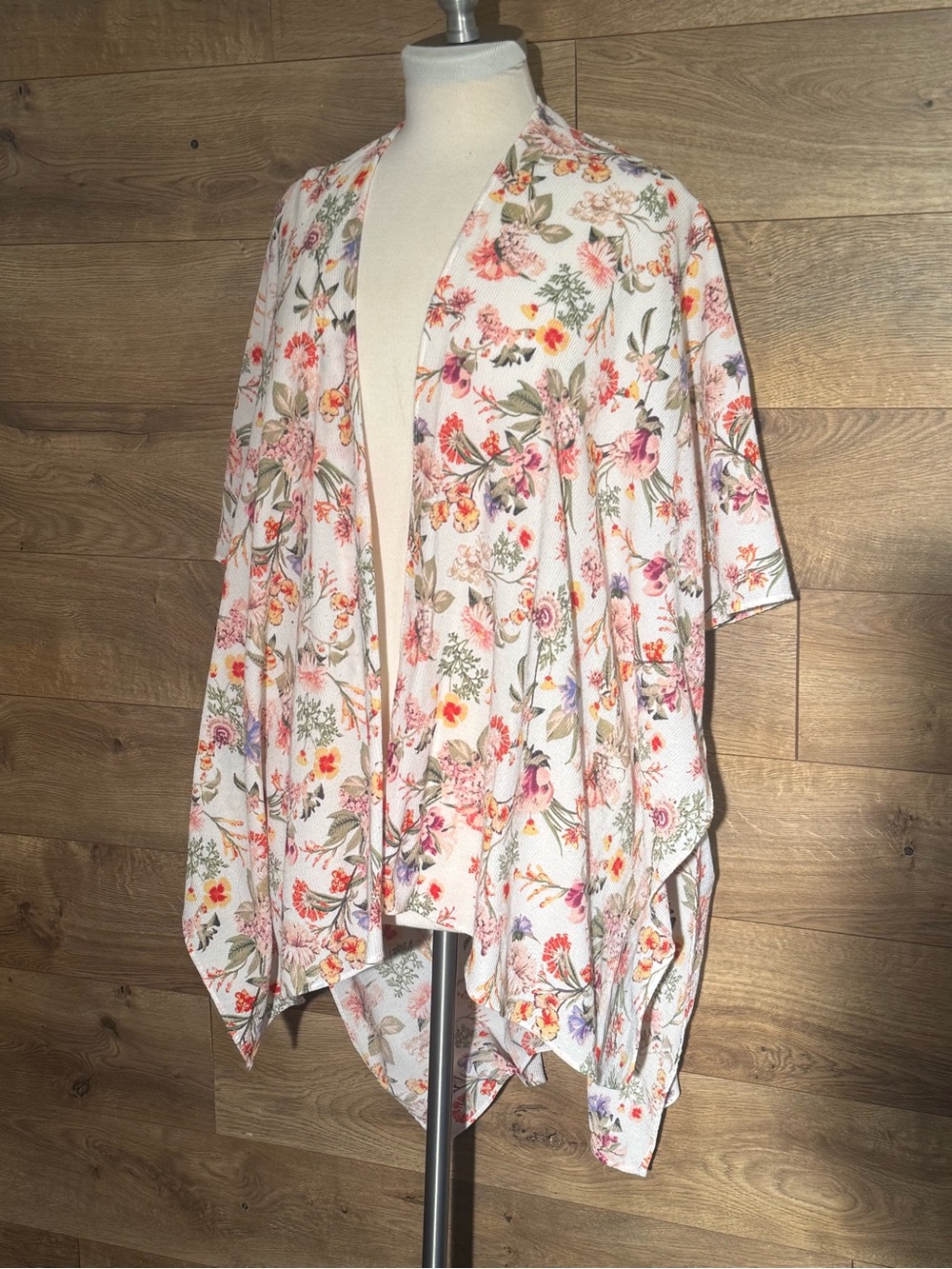 Floral Open-Front Women's Sweater Wrap - Pink Floral